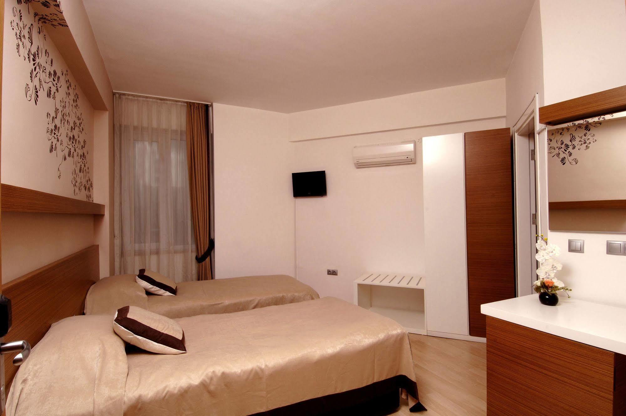 Han Hotel Анталия Екстериор снимка
